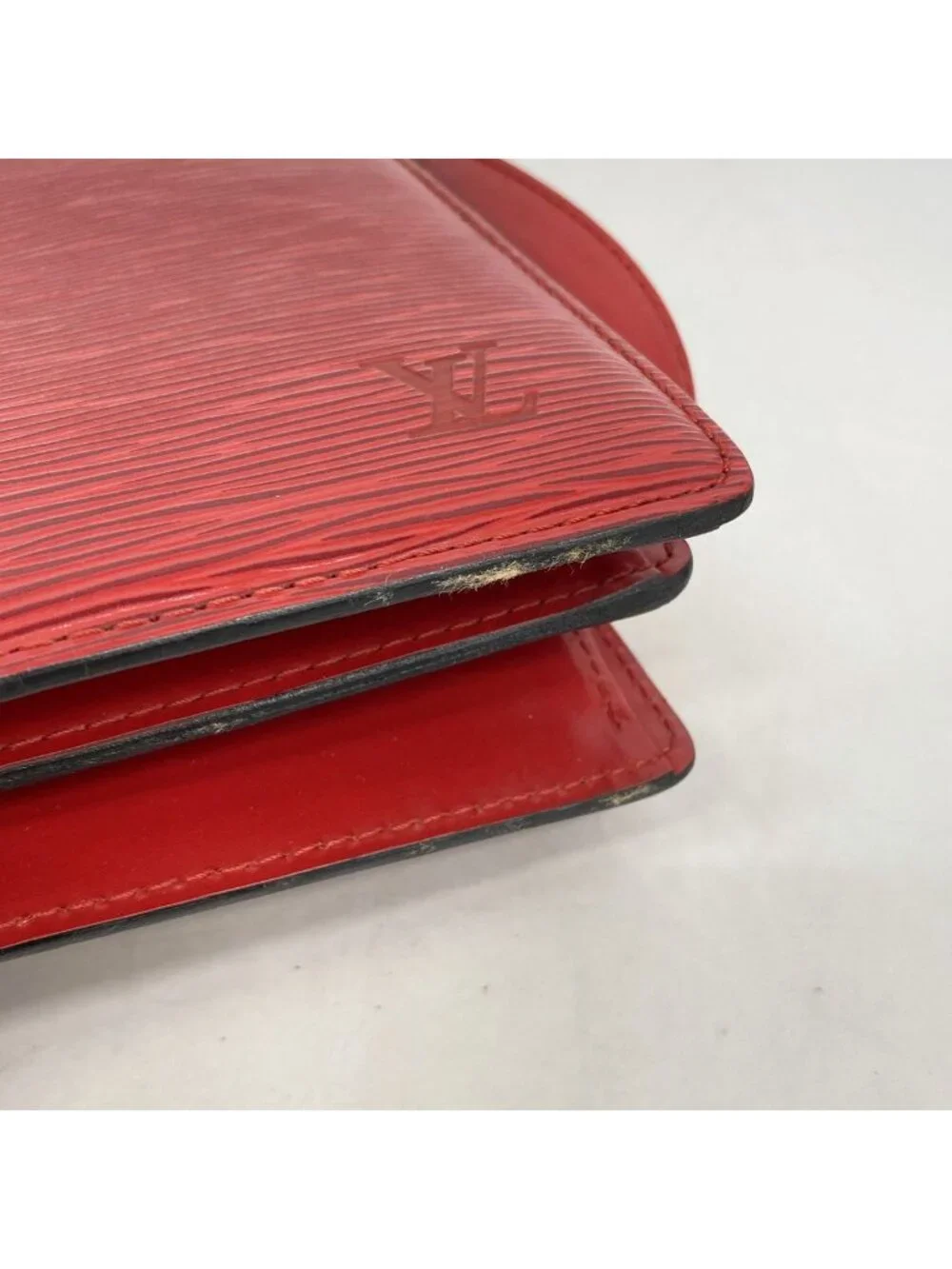 Louis Vuitton Shoulder Bag Epi Capuchin Castilian